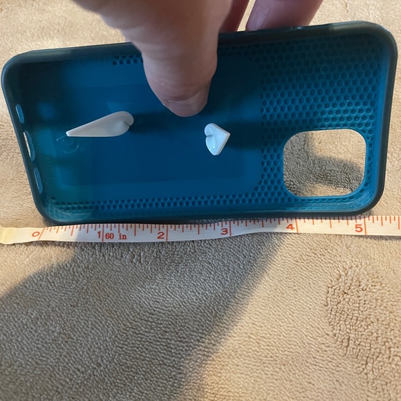 3 phone cases - Picture 14 of 16